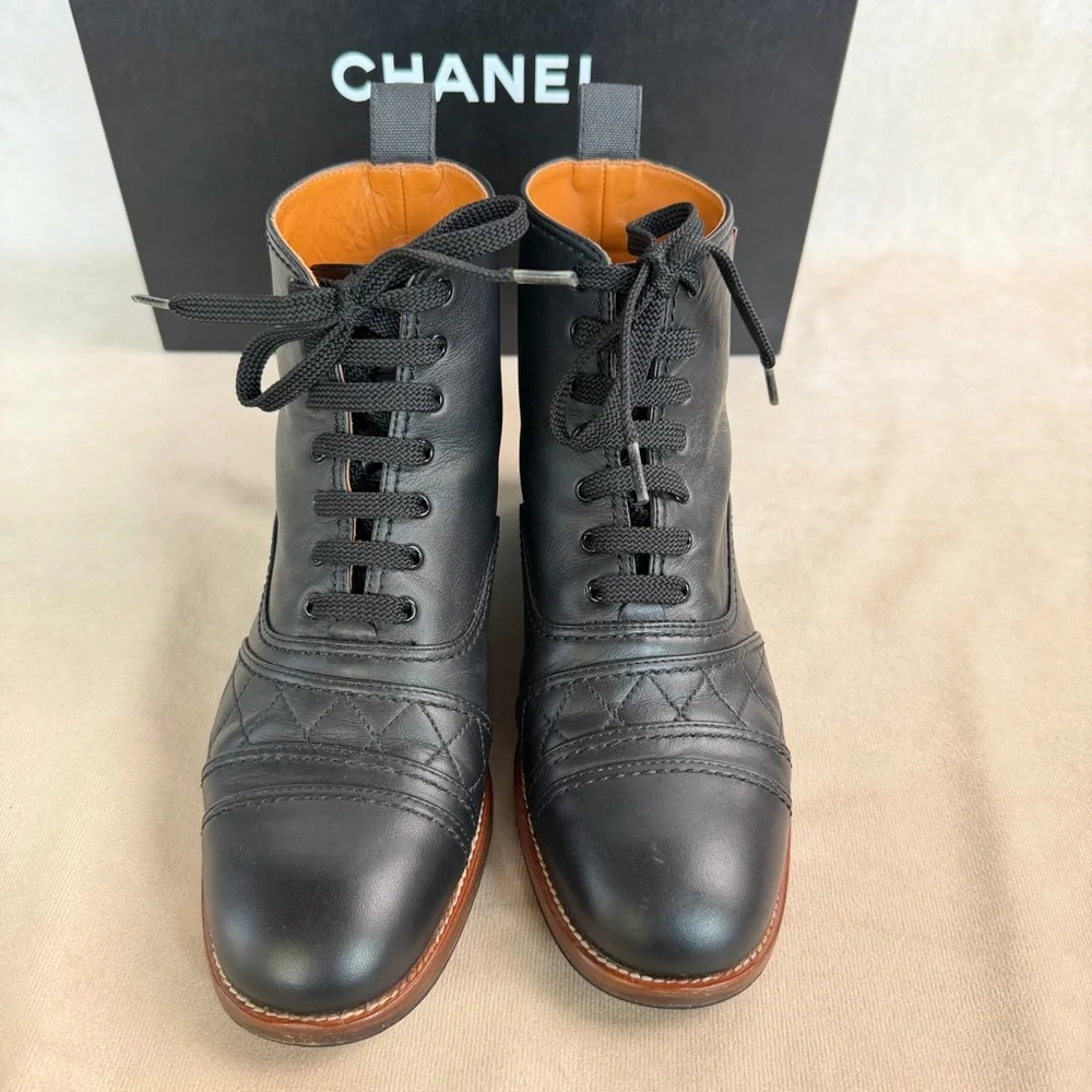 Chanel Black Leather Quilted Lace-Up Ankle Boots EU 37.5